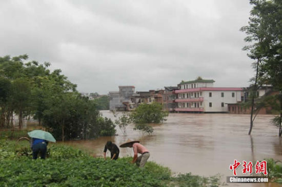 郴州市有多少人口_郴州打造 中国温泉之城(3)