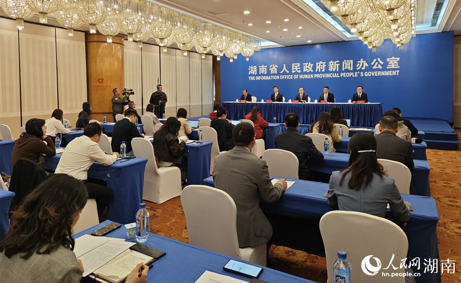 ���ϡ�ʮ���塱�ɼ������������������С������˳�