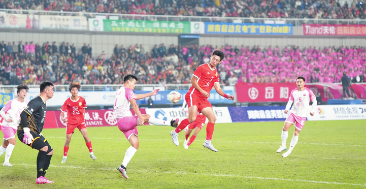  ��Ы�Ӱ�β����ȼ���壬����1��0���˳���