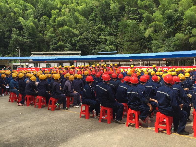 我市举行矿山井下火灾事故应急演练
